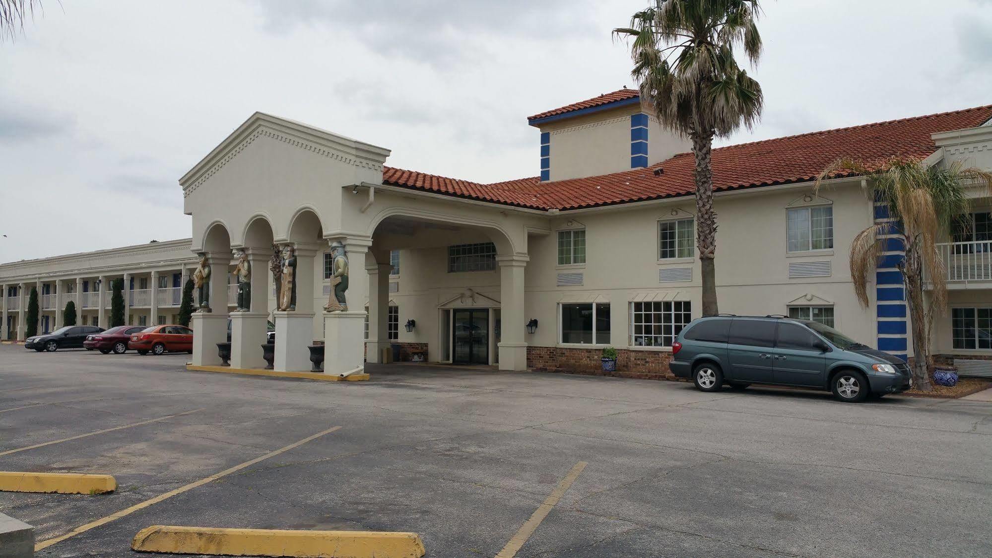 Oyo Hotel Lafayette La I-10 & University ภายนอก รูปภาพ