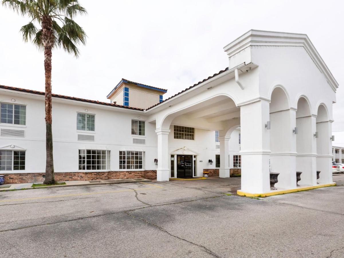 Oyo Hotel Lafayette La I-10 & University ภายนอก รูปภาพ