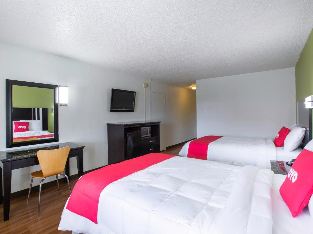 Oyo Hotel Lafayette La I-10 & University ภายนอก รูปภาพ