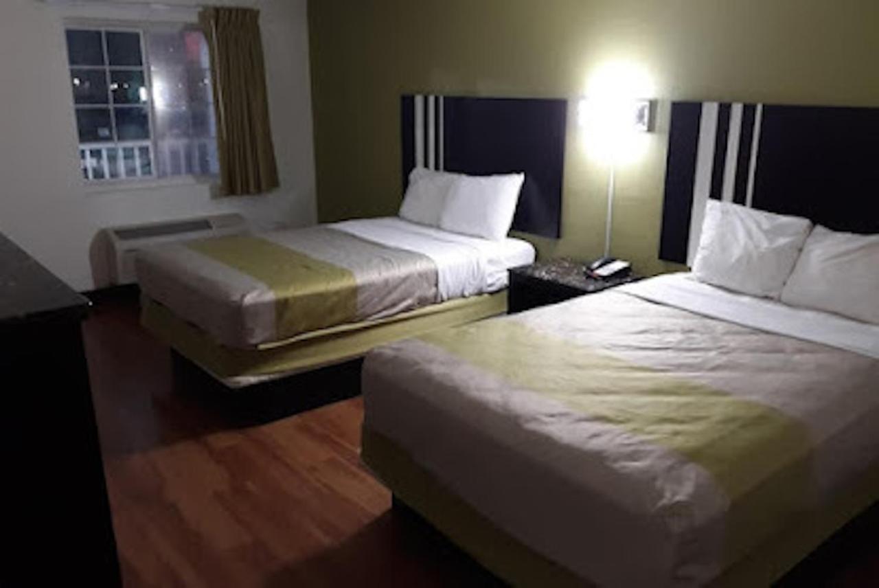 Oyo Hotel Lafayette La I-10 & University ภายนอก รูปภาพ